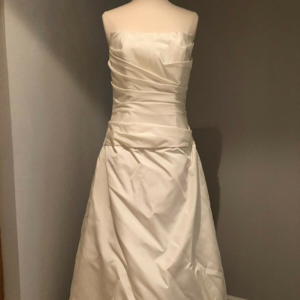 Paula Varsalona BEAUTIFUL Wedding Dress Size 10 -S